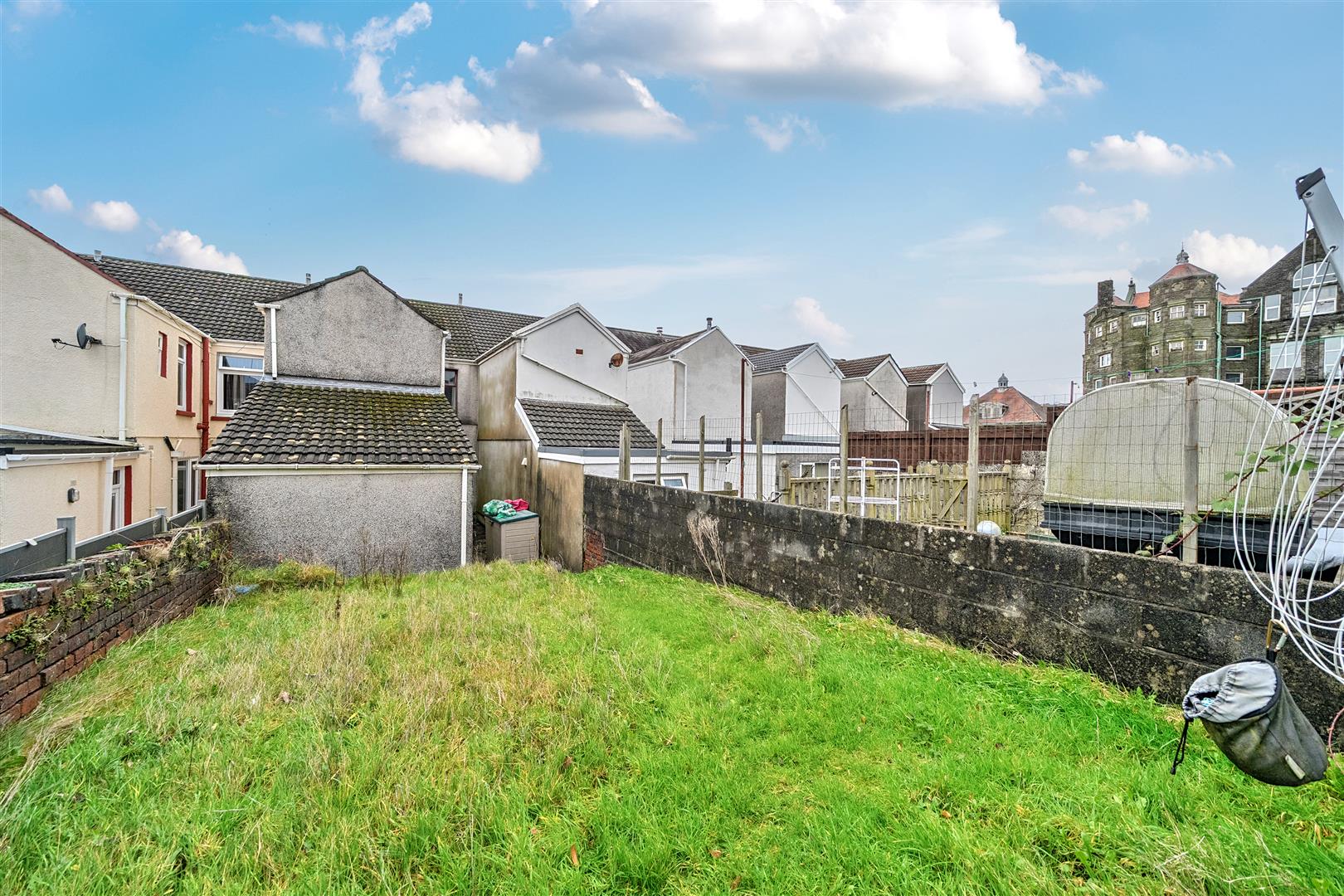 Cecil Street, Manselton, Swansea, SA5 8QW